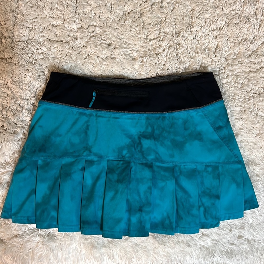 NEW price drop-Lululemon Pace rival skirt